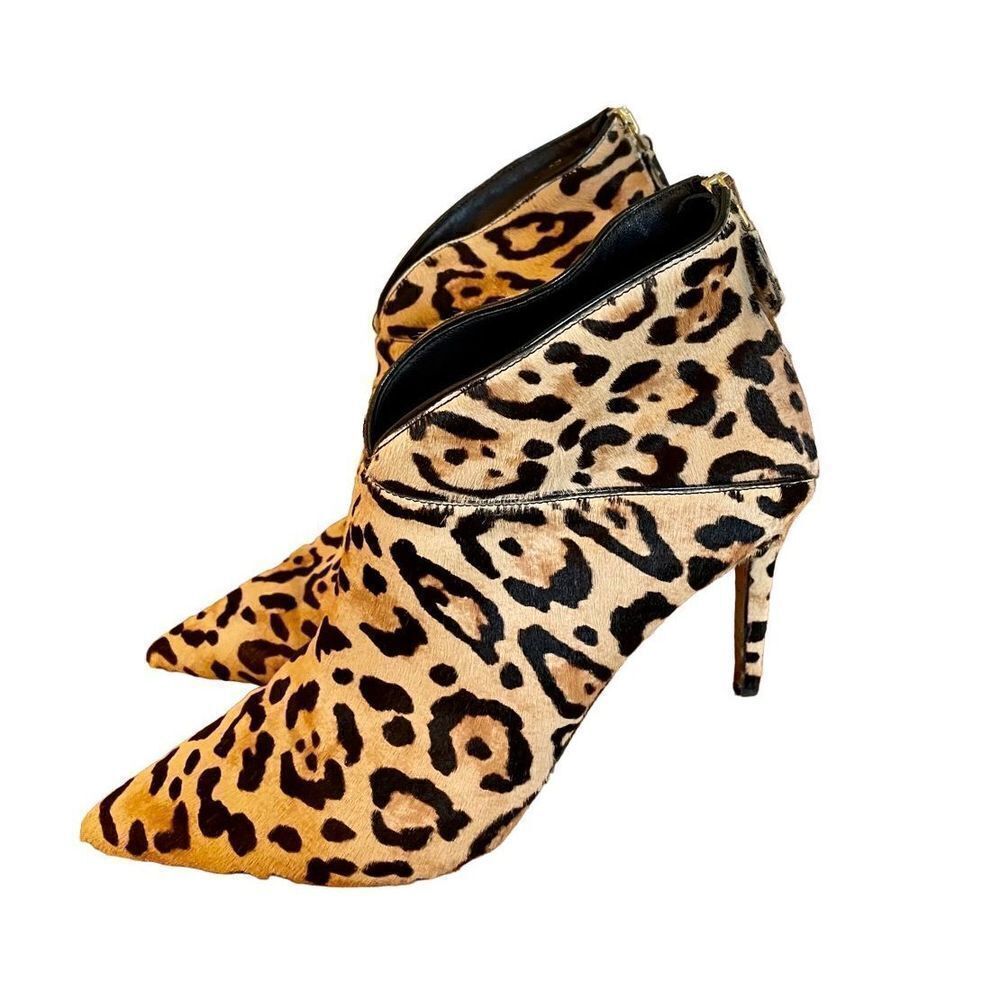 Grigiarancio Italian made point toe leopard calf hair booties size 39